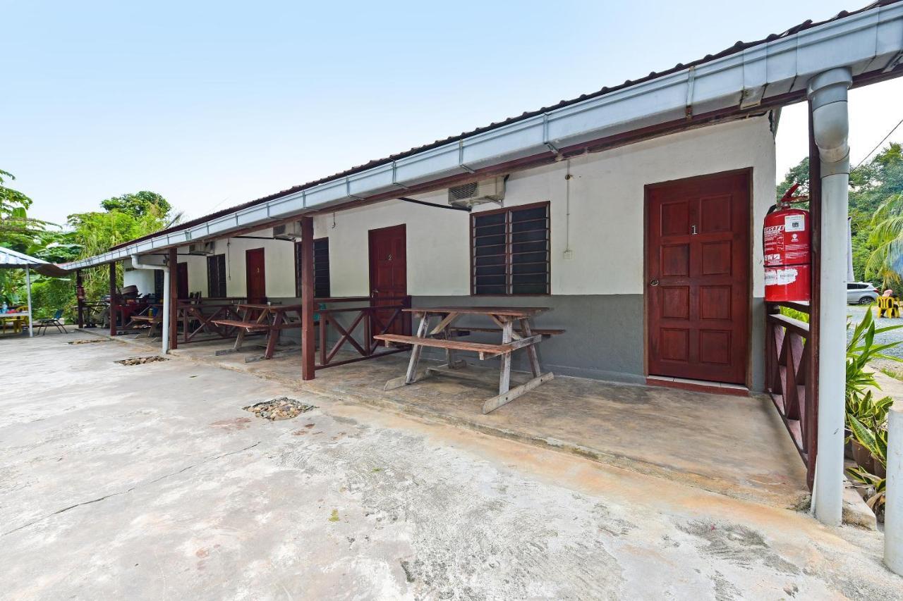 Dtahan Motel Taman Negara Kuala Tahan Ngoại thất bức ảnh