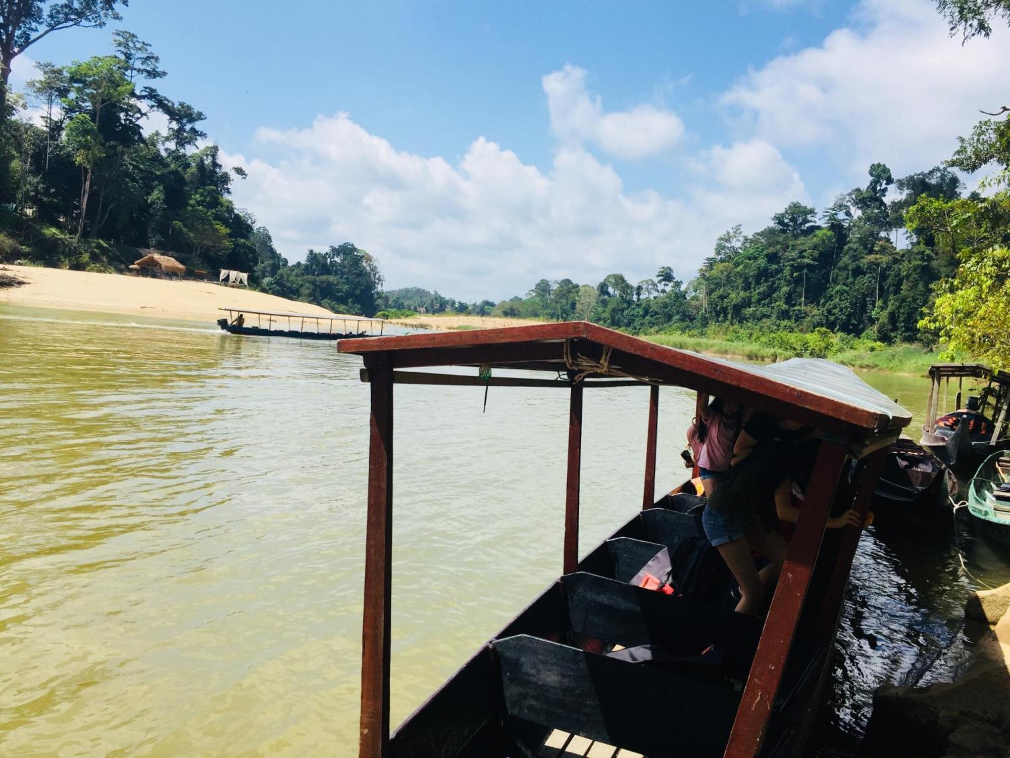 Dtahan Motel Taman Negara Kuala Tahan Ngoại thất bức ảnh